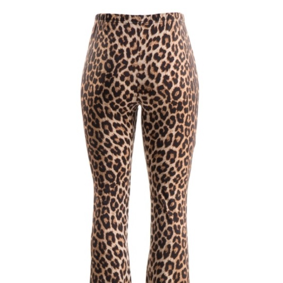 *ONLY 1 OF EACH SIZE LEFT* Leo Bell Bottom Pants - Picture 4 of 5